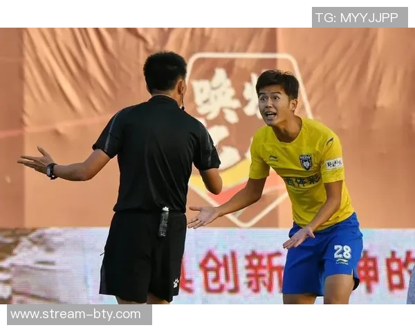 江苏东吴足球崛起之路探索球队发展与地方文化融合的成功案例 江苏东吴足球崛起之路探索球队发展与地方文化融合的成功案例