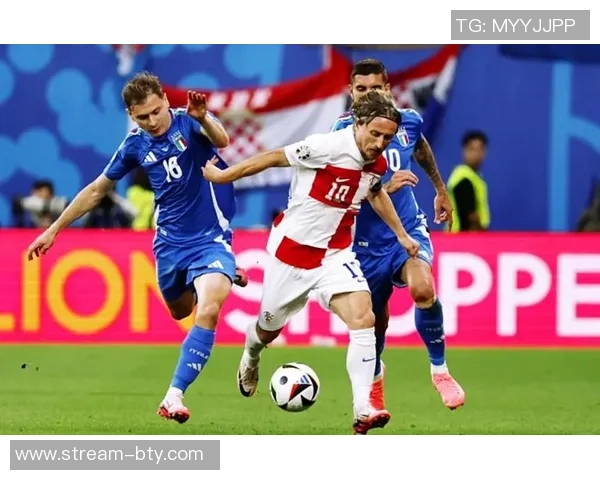 绿茵场上的激情碰撞与梦想追逐的足球盛宴