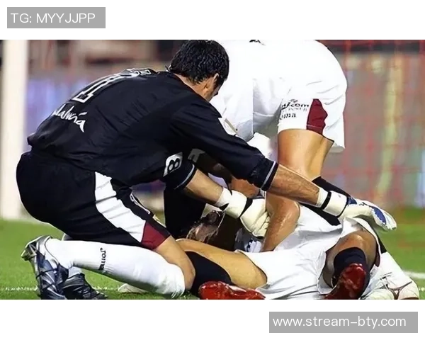 足球历史上最令人痛心的事件与耻辱时刻回顾